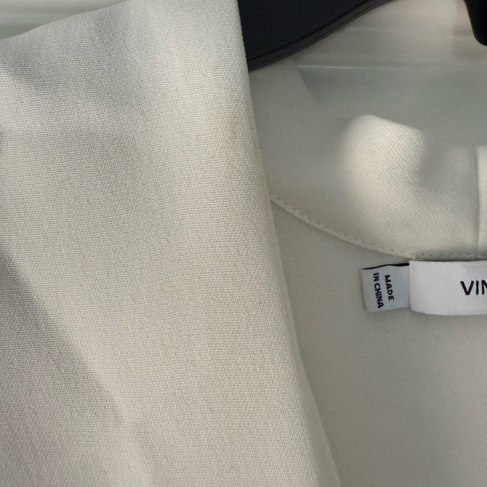 Vince Dolman V-Neck White Shirt Size Medium - Picture 3 of 13